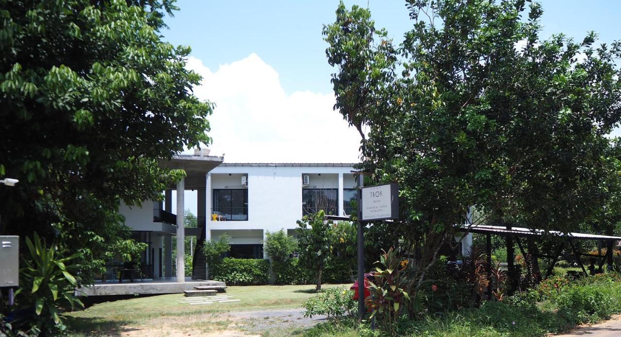 Mai Khao Baan Trok Bedroom Studio Maikhao מראה חיצוני תמונה